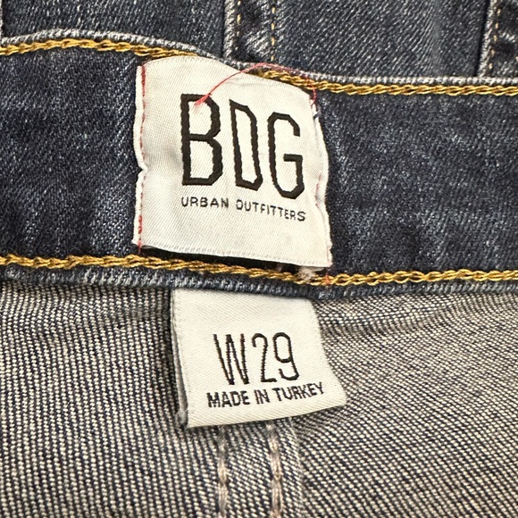 Urban Outfitters BDG Women’s Dark Wash Flare Jeans Size 29 - Picture 7 of 7
